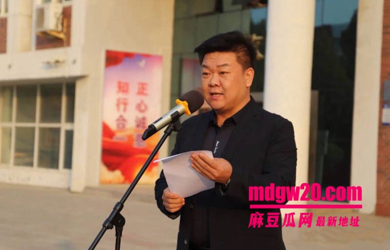 河北任丘一中副校长朱峰私生活混乱 被指与八中男老师发生关系后感染艾滋 导致女老师也被传染