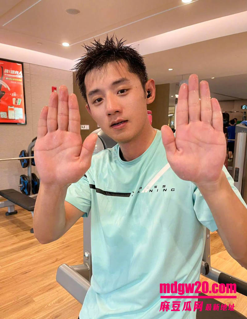 娱乐圈大瓜景甜张继科地下恋 任嘉伦竟是红娘 三人时间线被网友重新扒了一遍
