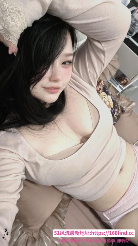 龙华大胸茉莉