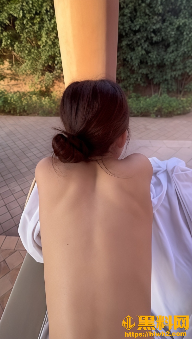 滨海白衣男子11