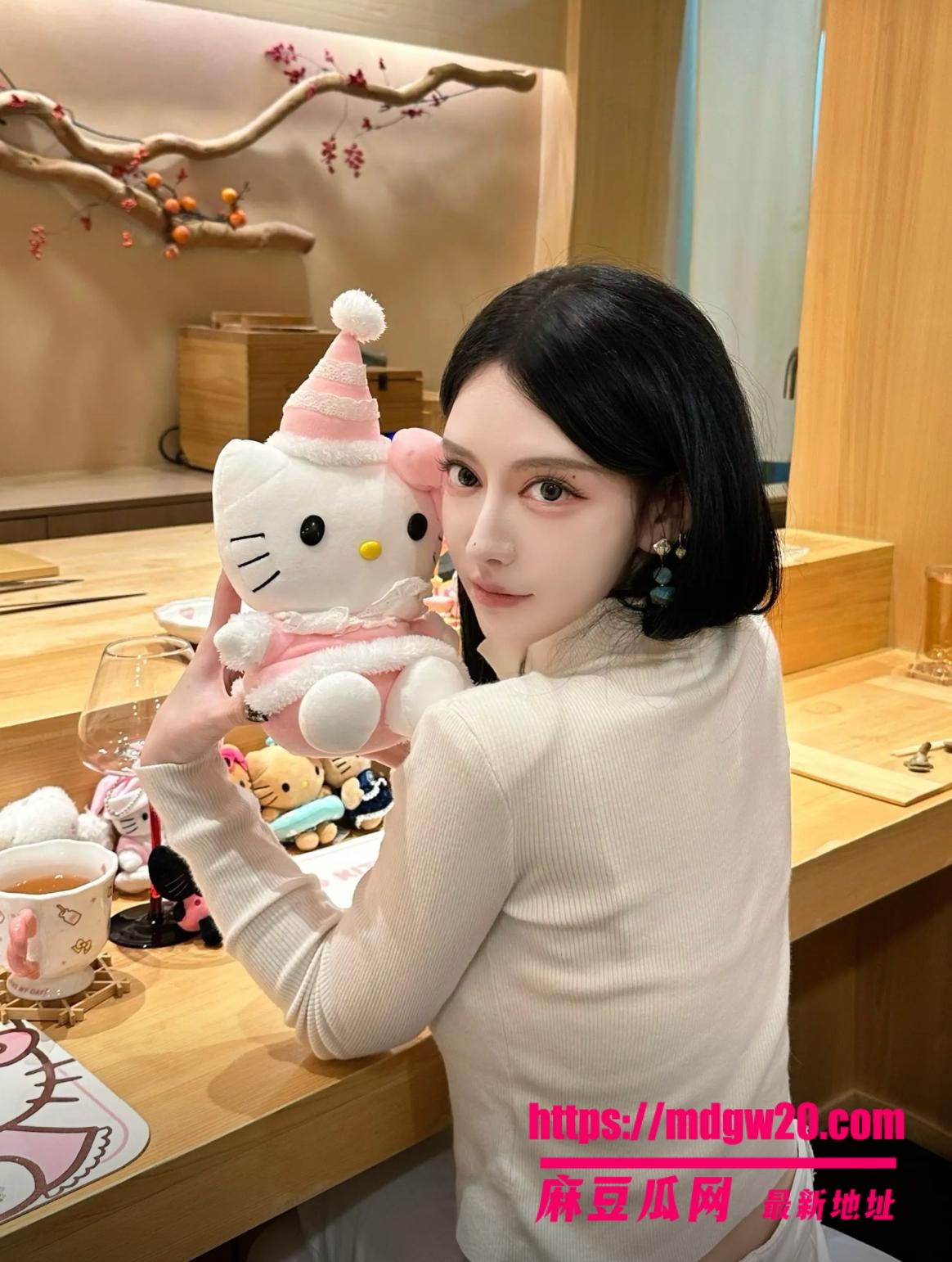 抖音千万粉女网红陈安淇彻底翻车 欠债下海当鸡多次知三当三 大学就勾引有妇之夫如今染HPV
