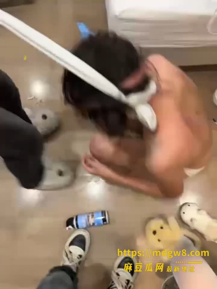 暴力现场！高街帝拿菜3