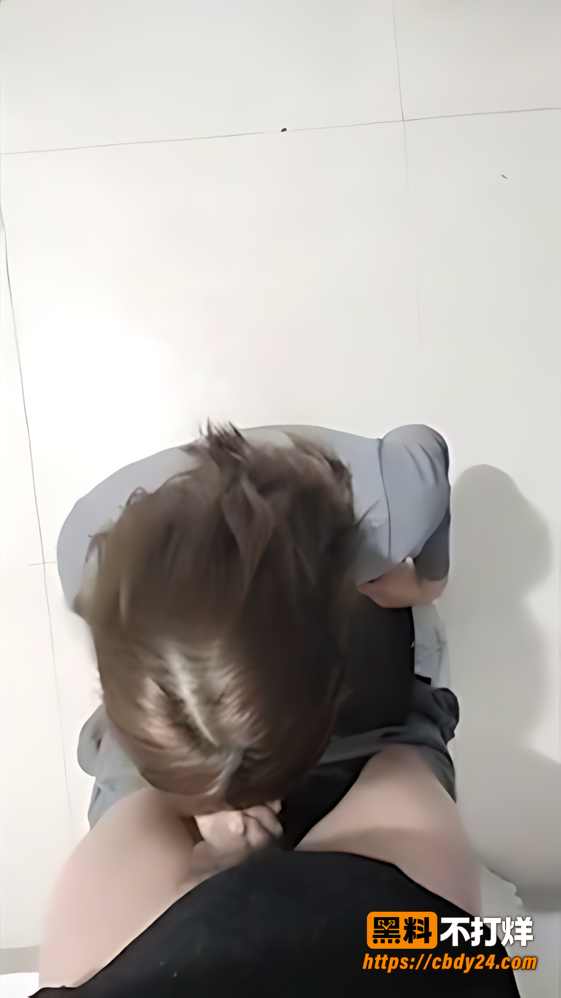 海角大神私拍后妈俯卧翻转细节9