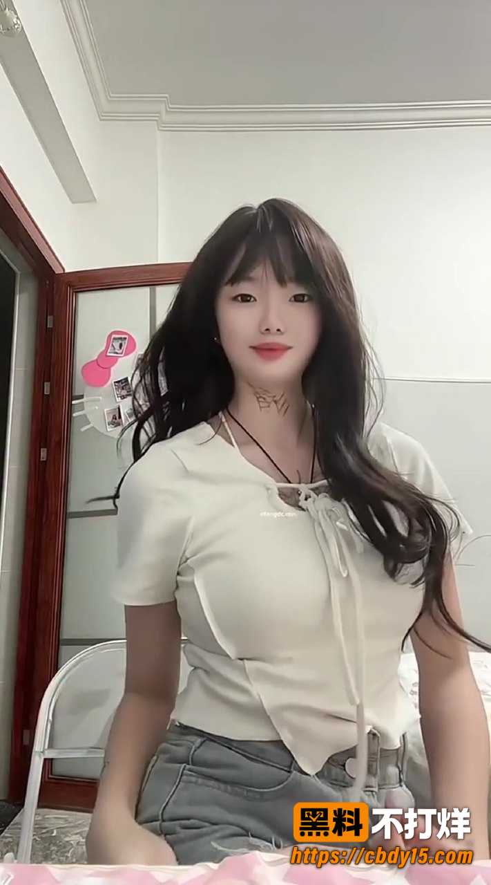 快手清纯纹身妹 1