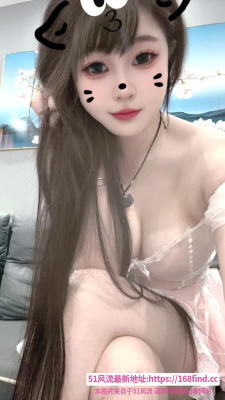 肤白貌美性感美胸国宝