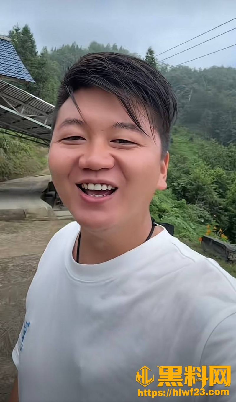 网红陈卯卯人设崩塌 1W800px