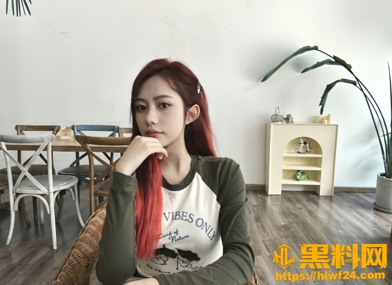 许软萌性爱视频流出11