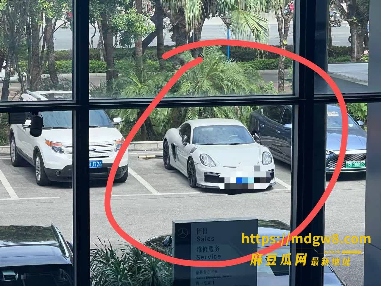 青岛保时捷女销冠牟倩2