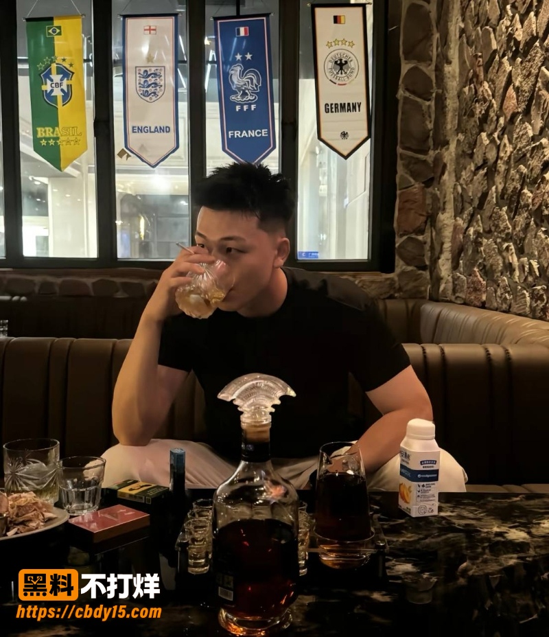 吕大洲 19