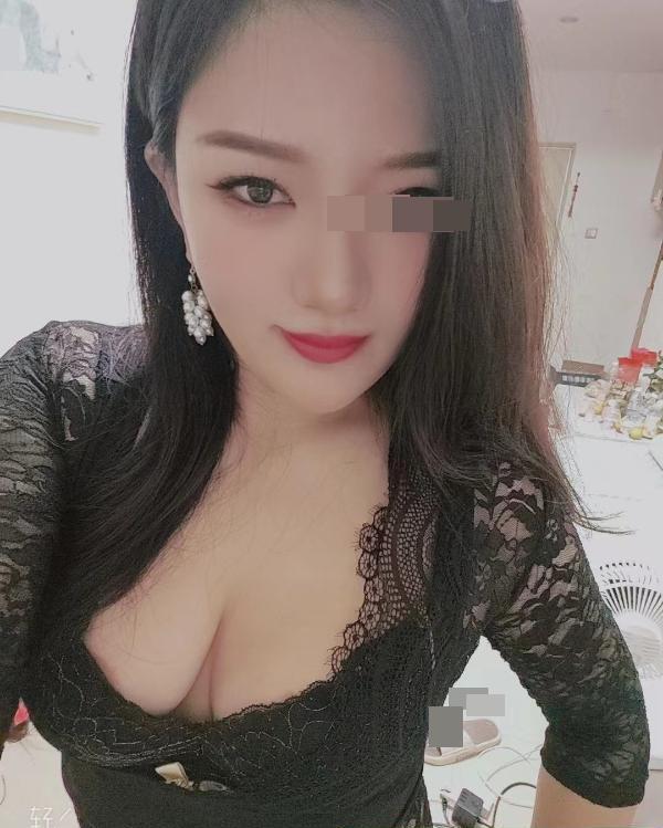 无限火力双飞御姐