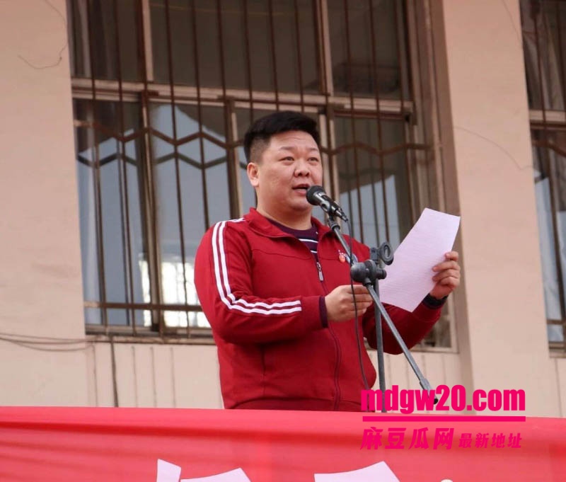 河北任丘一中副校长朱峰私生活混乱 被指与八中男老师发生关系后感染艾滋 导致女老师也被传染