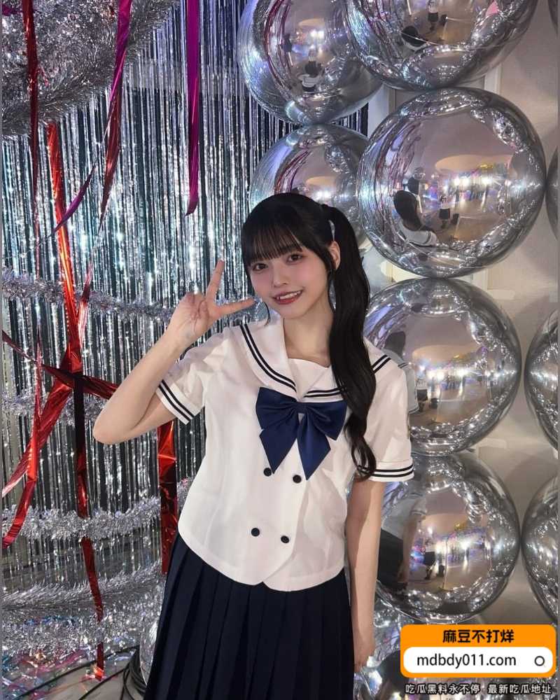 极品高颜值 白嫩小只马 (1)