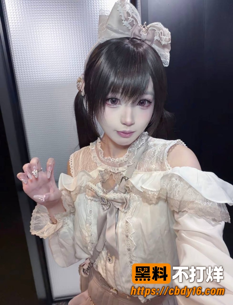 抖音2.4万粉cos女网红齐神出轨  5