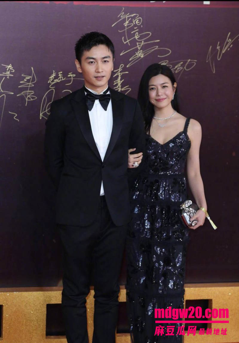 娱乐综艺我家那闺女爆瓜 陈妍希首谈离婚 四亿集邮倪安东被网友翻完十年旧账