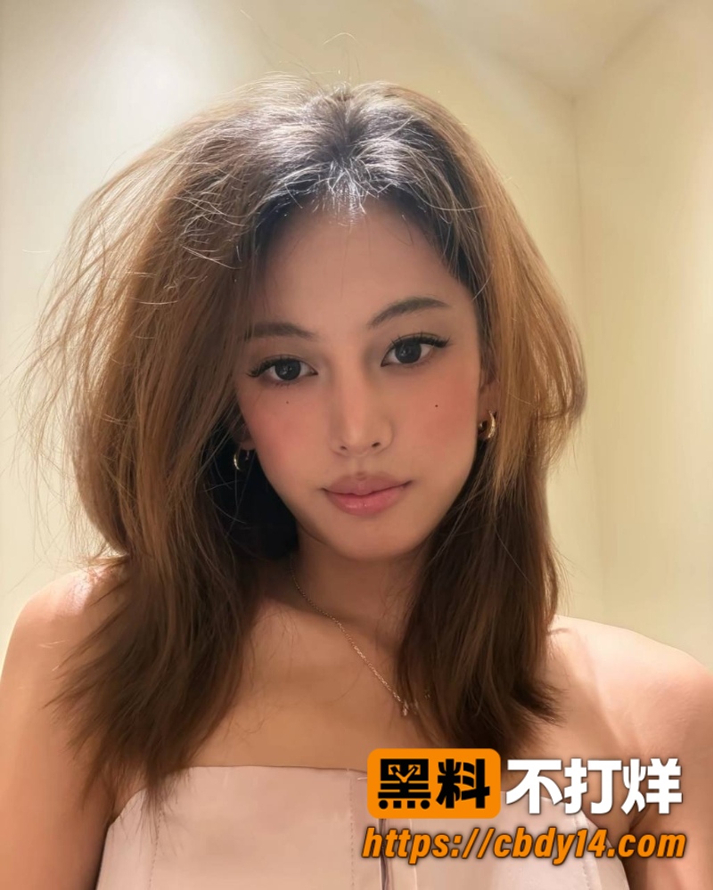 抖音极致反差博主ray 9