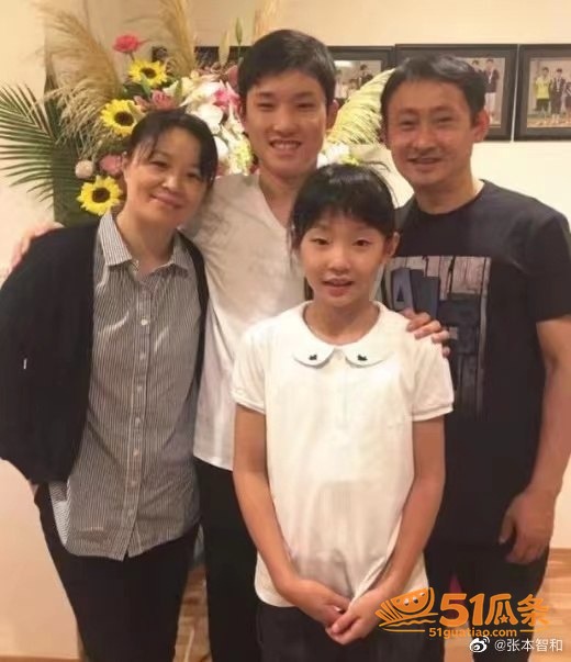 张本智和 纯情人设崩相关图片4