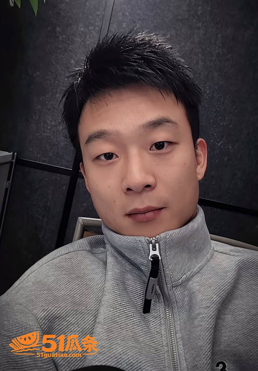 毅玲爸爸 官宣女友被相关图片35