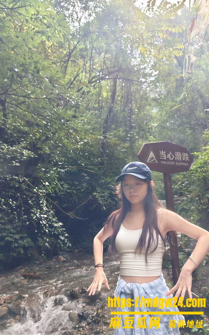 四川反差甜妹董希辰2