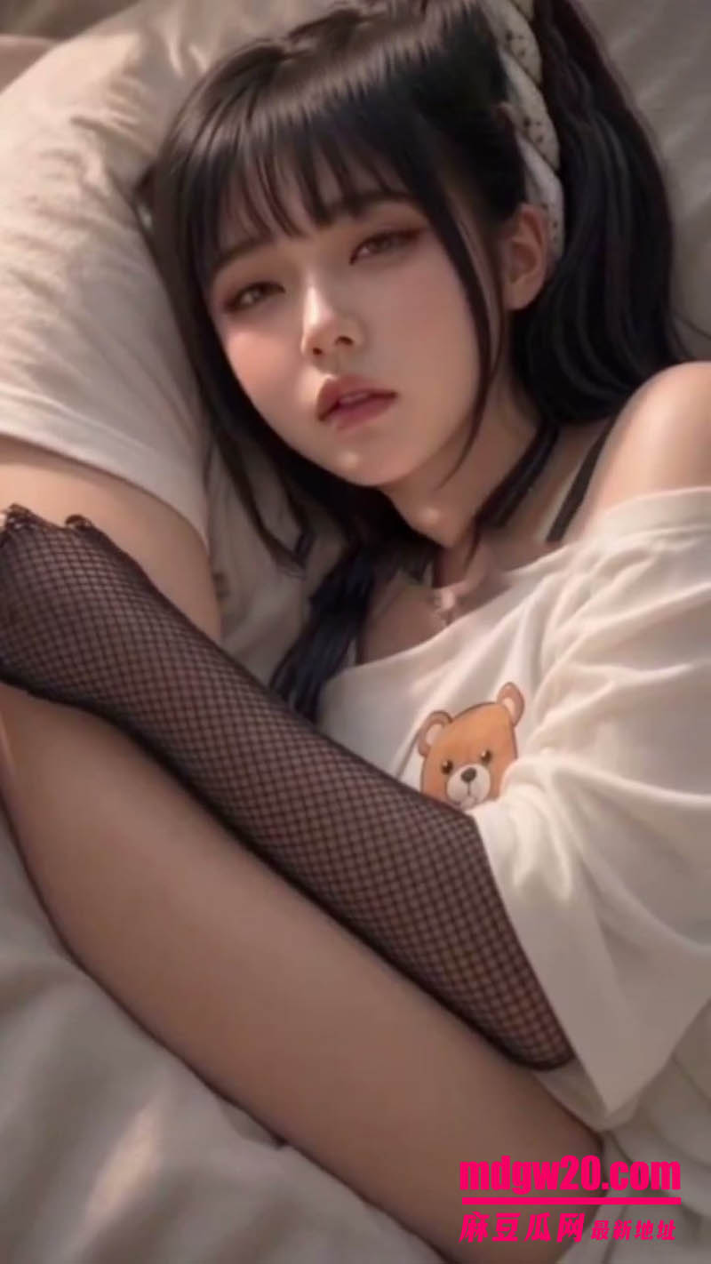 Ai成人短剧 从一根烟到七个人挤在大床上 拥有系统的男主与精神小妹的后宫合租日常