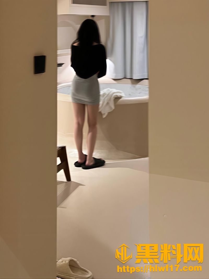 厦门人妻酒店偷情实拍3